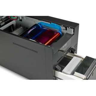 Impresora de Tarjetas en Formato Grande Zebra ZC10LId Secure WorldZebra Impresora de Tarjetas en Formato Grande Zebra ZC10LId Secure WorldZebra